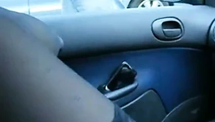 Karısının kedi bir otoparkta