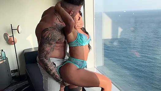 Fışkırtmayı say!! Martina Smeraldi ve Maximo Garcia ile birlikte