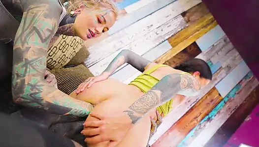 Extreme Double Hole Fisting Session - Anal and Pussy