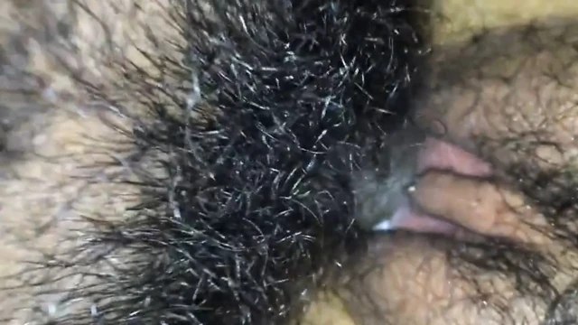 Tüylü am ve büyük penis pornosu