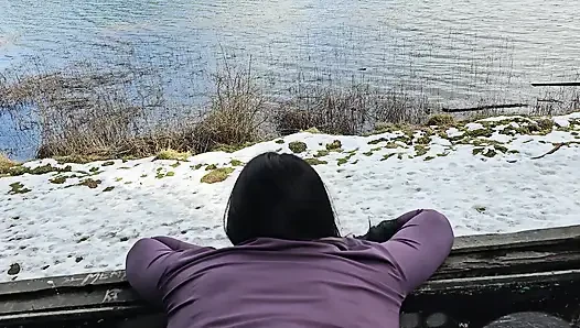 Büyük bir gotik terkedilmiş bir otelde sevişiyor - halka açık