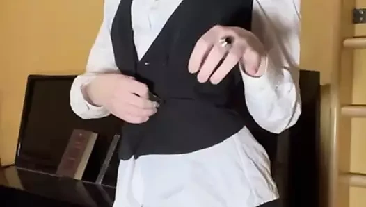 Seksi öğretmen sana boşalmayı öğretecek