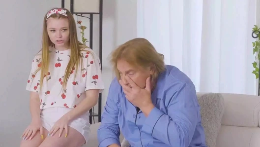 Tombul üvey torun bdsm seven büyük yarak üvey büyükbaba tarafından domine ediliyor - teamskeet