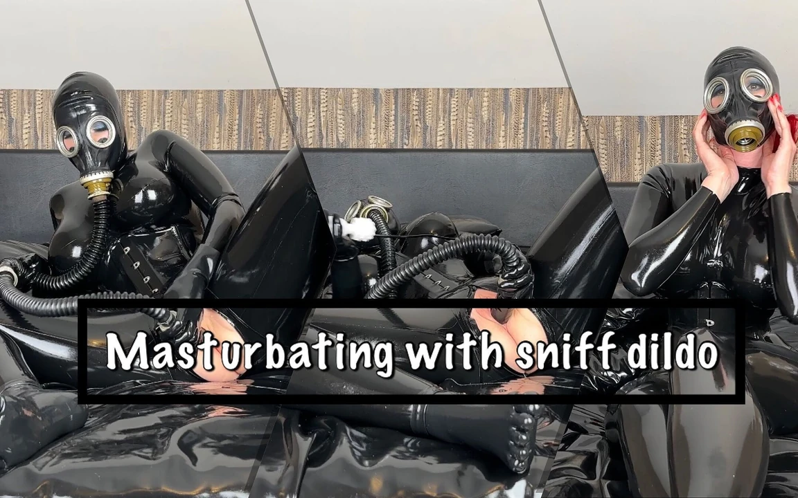 Мастурбирую нюхающими дилдо
