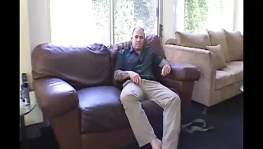 Evde tek başına mastürbasyon