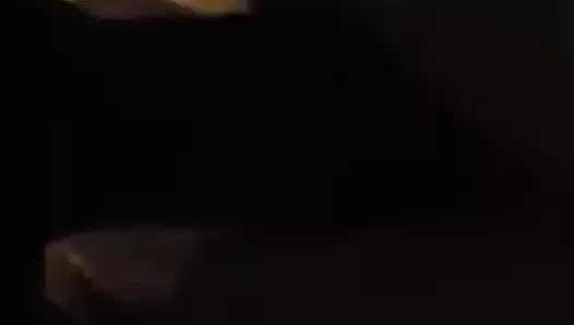 Büyük zenci yarağı anal sürtük