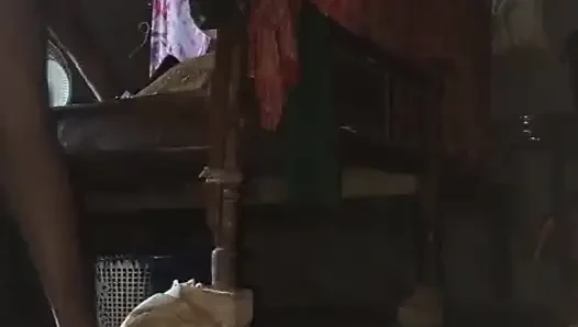 Vajinamı ve popomu kınla süsledim, sonra erkek arkadaşım tarafından seviştim