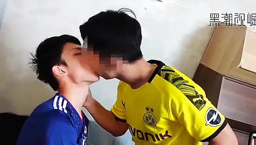 Yaşlıyla evinde pratik yaptıktan sonra gerçek bir işe atladık