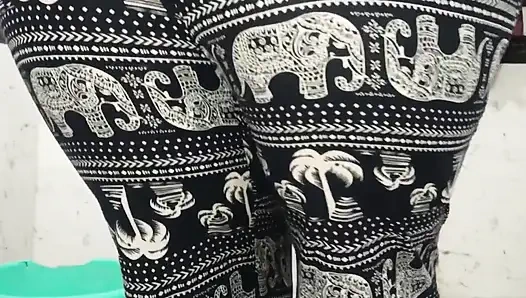 Priya bhabi büyük götlü seksi vücut video çekimi