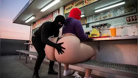 Big Ass Girl Eating Fast Food Gets Her Butt Touched in Public