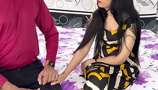 Priya bir iş görüşmesi yaptı