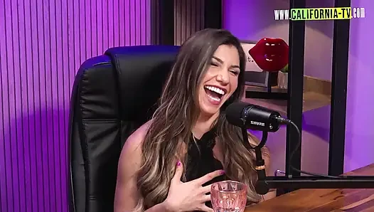 Latin ateşli Alexia Dhein ile podcast