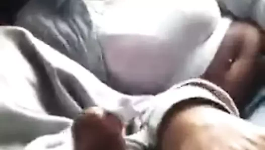 Abanoz gal emme çük içinde kamu