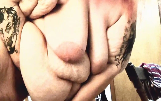 Baba tuvaletini sevdiği için prenses onu sikecek