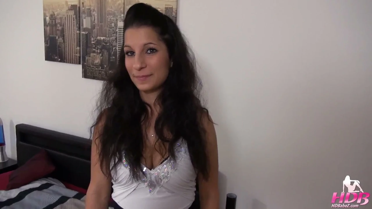 108 – 01 Babe Fucks for Creampie