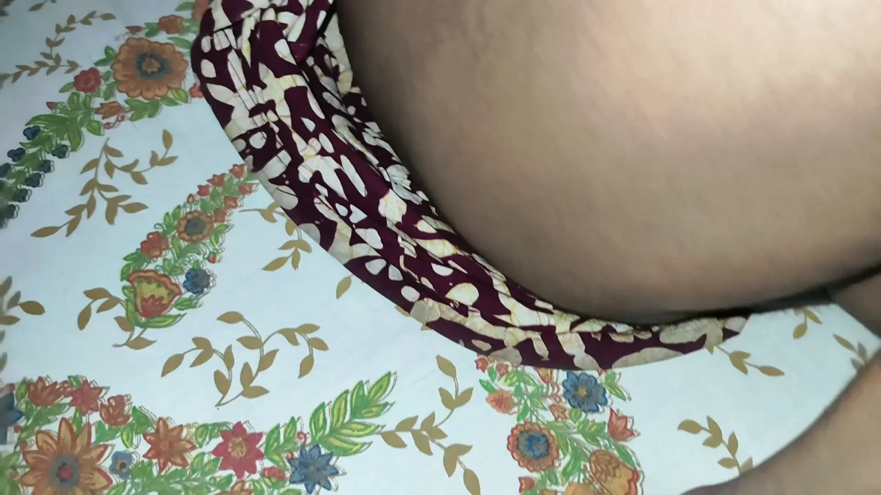 Teyzeyle aynı yatakta uyumak beni azdırdı