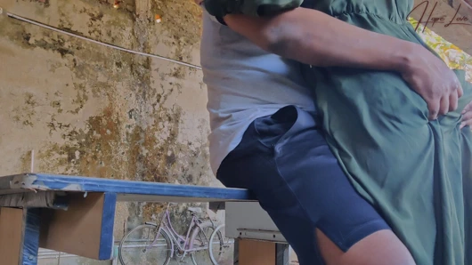 Aldatan Karısı Terk Edilmiş Binada Sikildi.