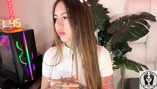 Hemşire Alfa Dönüşüm Terapisine Beta Uyguluyor
