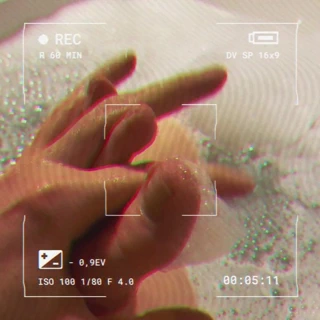 Seksi milf nadine ile bir ayak fetiş yıkama ona ayaklar