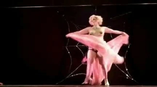 büyük göt kuzey batı sarışın kadın tarafından örümcek dansı