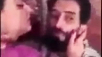 Arap aşk öpücüğü