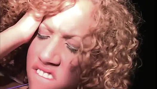 Büyük memeli bebek jakuzide amını parmaklıyor