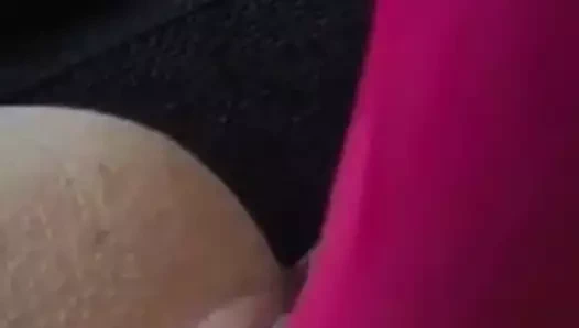 Ev yapımı kız kendini oynuyor