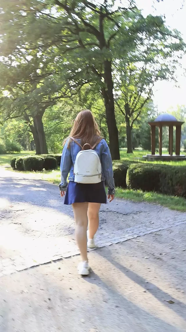 SEKSI BIR RÖNTGENCIYI PARKTA AMıNA MASTÜRBASYON YAPARKEN IZLIYORUM