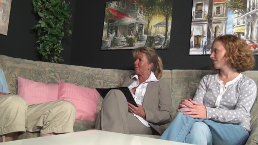 Lezbiyen ve üçlü sikiş dolu seks filmi