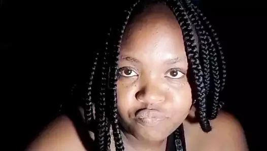 Büyük göğüslerimi ve büyük siyah götümü ne kadar sevdiğini söyle 2