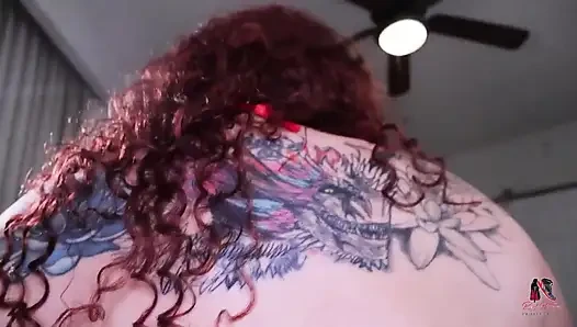 Dövmeli PAWG Sürtük Bakış açısı