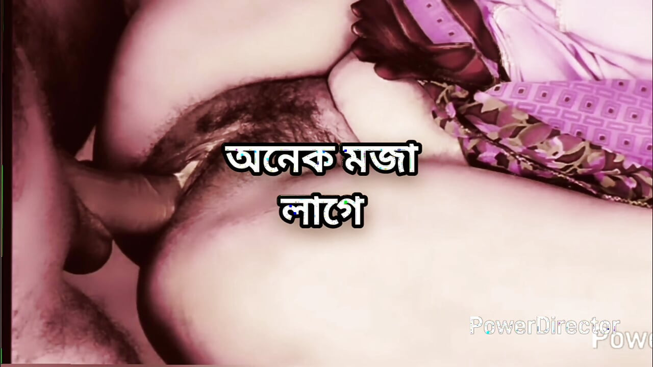 Bangladeşli büyük götlü güzel olgun sari chachi sadia akhter aldatıyor ve yatak odasında yeğeniyle sert sikişiyor
