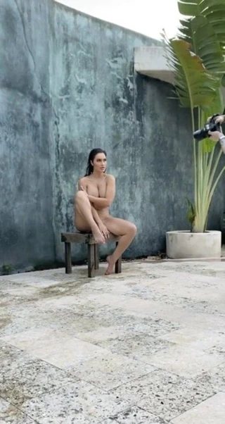 çıplak bayan fotoğraf çekimi