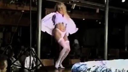 dağınık bikini güreş