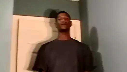 siyah amatör gerizekalı kapalı ve alır oral seks itibaren olgun adam