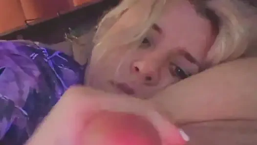 Bu yarağı emmeyi seviyorum