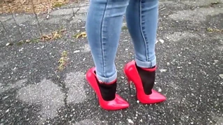 Walking in extreme heels and jeans