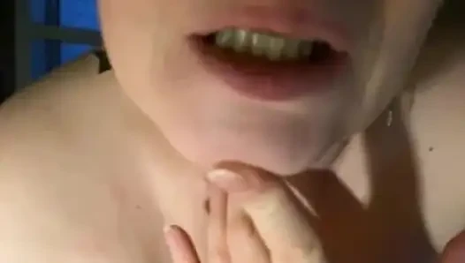 LadyVikki videosu