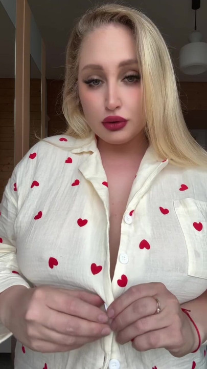 Profilimde 💞 daha fazla sıcaklık ve kıvrımlar bekliyor