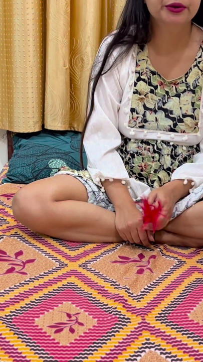 Hintli üvey kız kardeş üvey erkek kardeşiyle seks yapıyor! Hintli tabu xxx seks