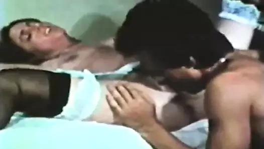 seksi sarışın verir masaj