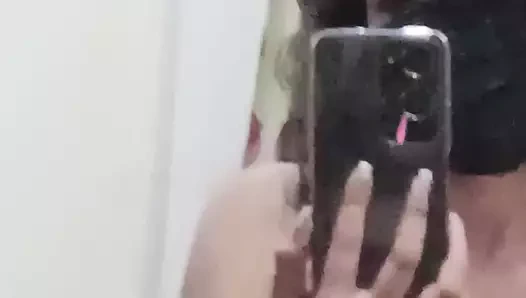 Parmağınızı💦 içine koyun