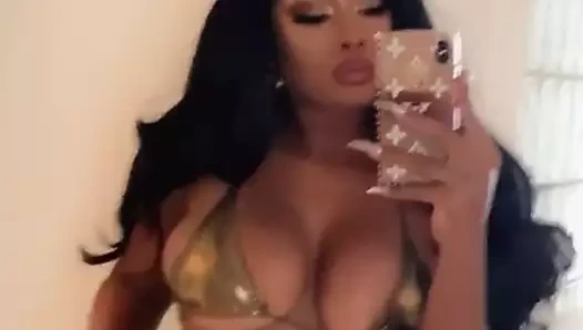 Genç tina kar - siyah aygır