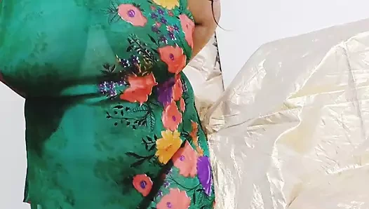 Bbw tombul yenge iş kam gösteri (dildo sikme)