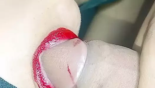 Indian cute girl frist time harder blowjob close up sax xxx video in Hindi.