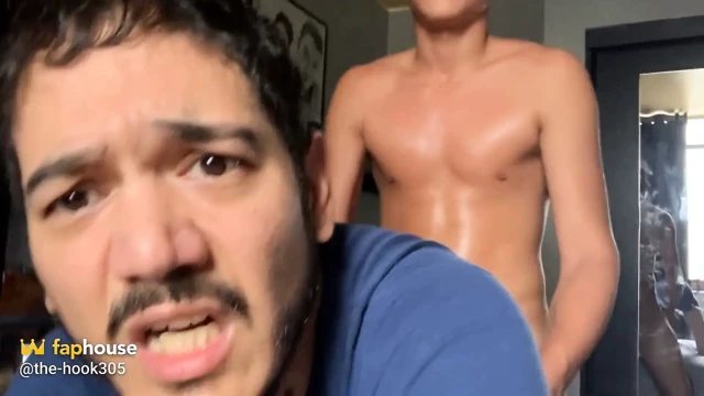 Bir twink tarafından sikiliyor