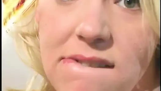 Anal penetrasyon sarışına çılgınca adını bağırtıyor