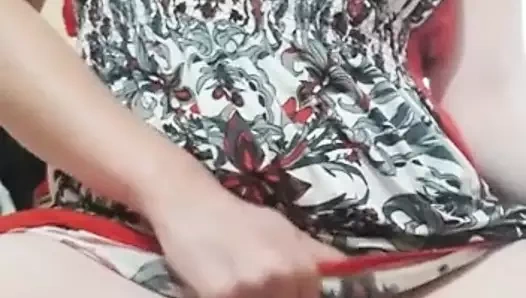 Elbisemin altında parmak mastürbasyonu