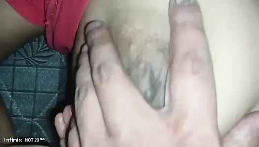 Mallu çift ilk kez sikişiyor