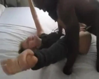 Genç ev hanımı ev yapımı bbc footjob Creampie